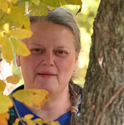 Ellen Goode Photo 17
