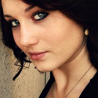 Alyssa Forbes Photo 21