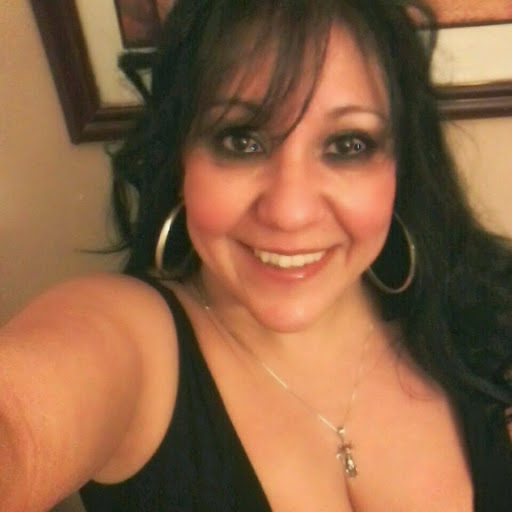 Debbie Gonzales Photo 3
