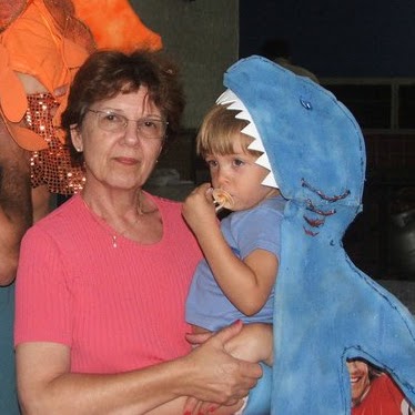 Teresa Burnett Photo 36