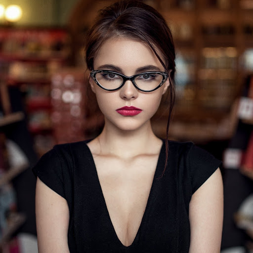 Sara Benjamin Photo 10