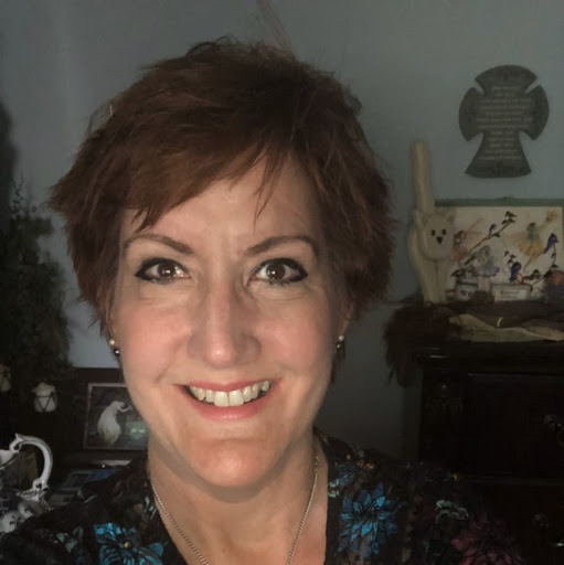 Colleen Bolton Photo 27