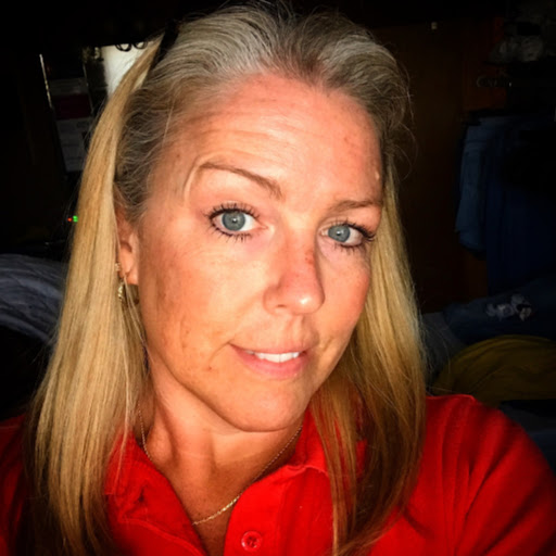 Renee Hicks Photo 18