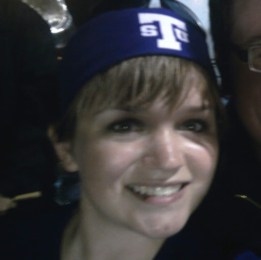 Amy Bowden Photo 17