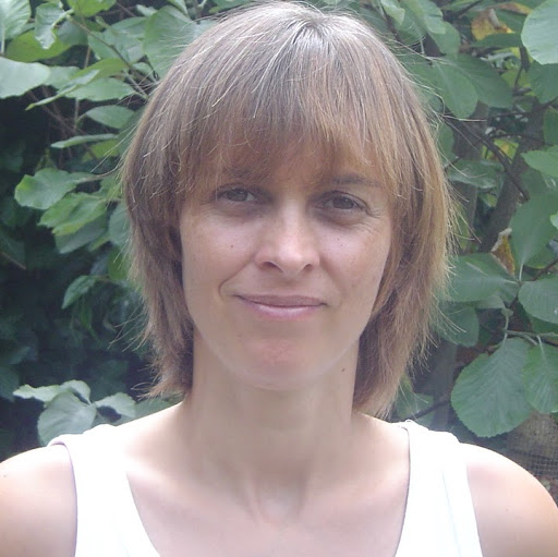 Julie Warden Photo 16