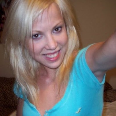 Kristina Lewis Photo 26