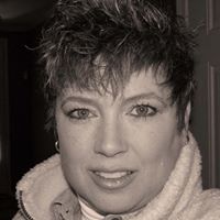 Lisa Darby Photo 29