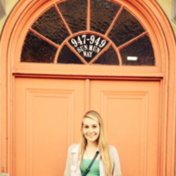 Amber Peters Photo 17