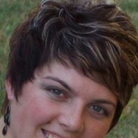Vanessa Snyder Photo 15