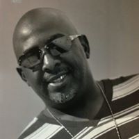 Maurice Welch Photo 32