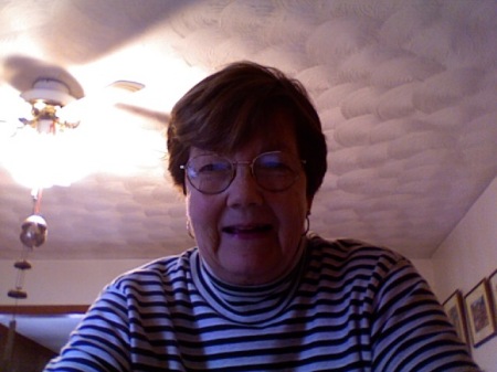 Linda Lester Photo 10