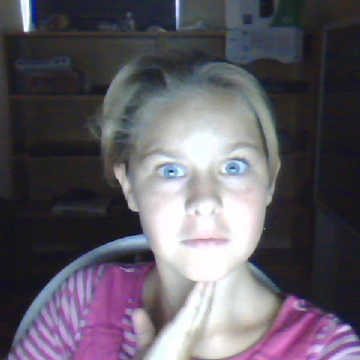 Hannah Ingram Photo 10