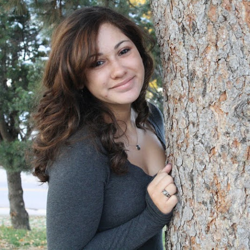 Catherine Hernandez Photo 42
