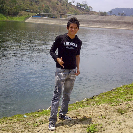 Cesar Vasquez Photo 41