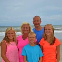 Michelle Grubb Photo 35