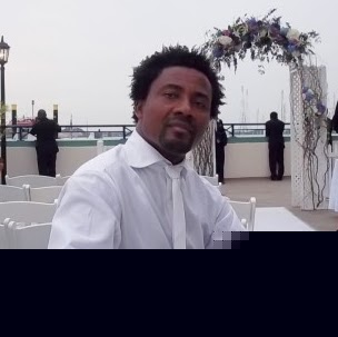 Tony Moses Photo 17