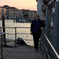 Brenda Dempsey Photo 11