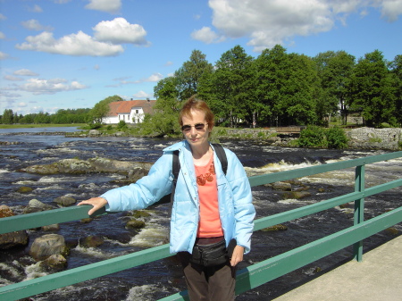 Karen Gould Photo 17