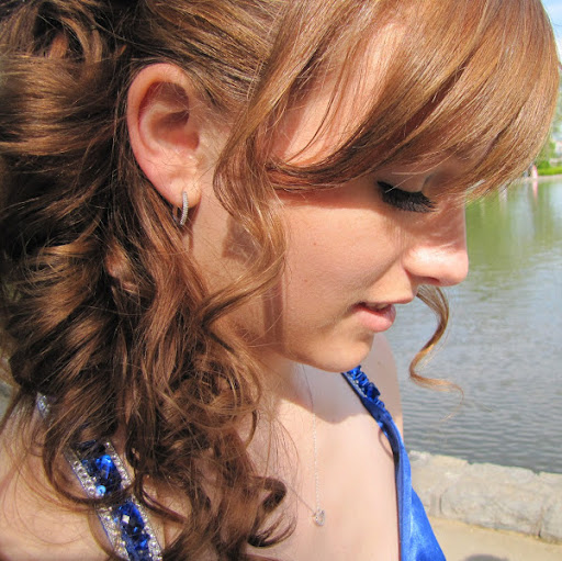 Sara Hobbs Photo 33