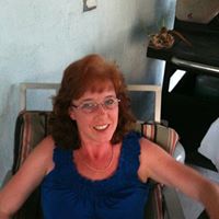 Michelle Conley Photo 18