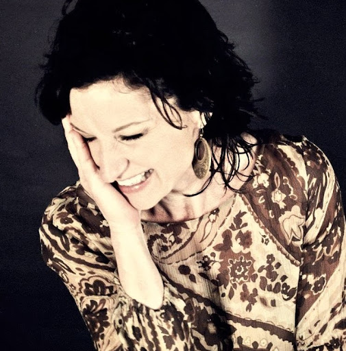 Alison Vaughan Photo 6