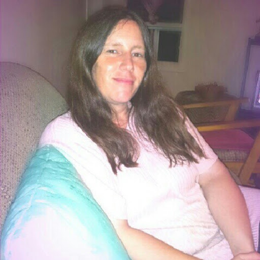 Debra Higgins Photo 19