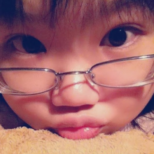 Amy He Photo 10