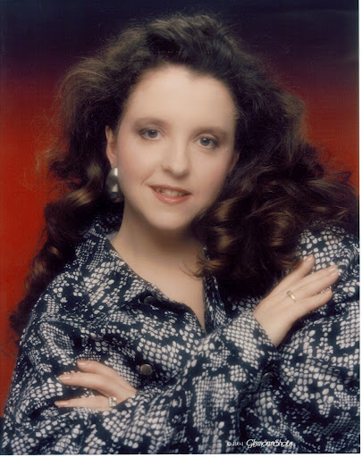 Karen Webster Photo 11