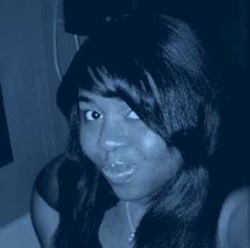 Simone Adams Photo 30