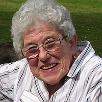 Betty Doss Photo 35