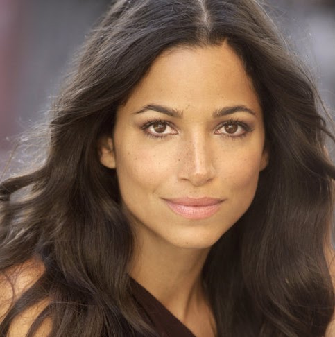 Julia Ortiz Photo 15
