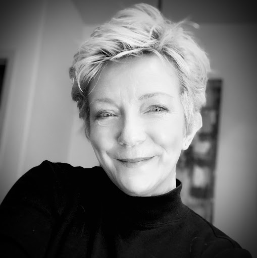 Kathryn Lucas Photo 33