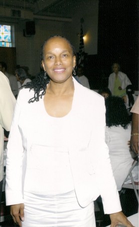 Jacqueline Hopkins Photo 9