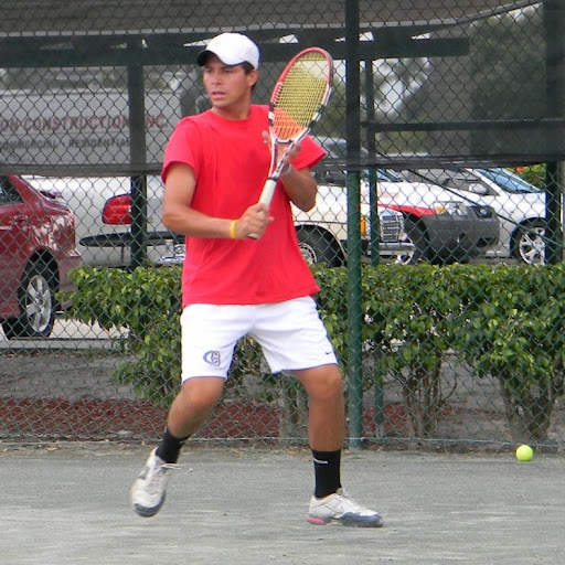 Gustavo Medina Photo 24