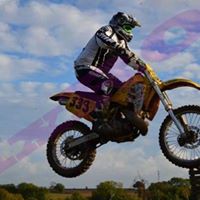 Leigh Hooper Photo 11