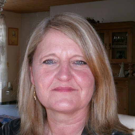 Irene Frank Photo 12