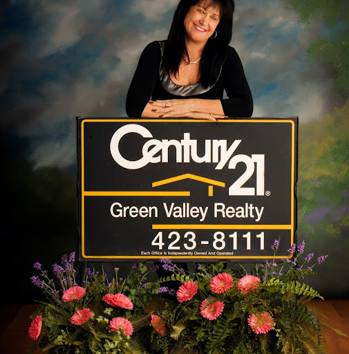 Judy Thompson Photo 5