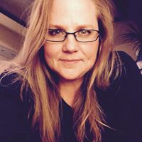 Jennifer Loucks Photo 30