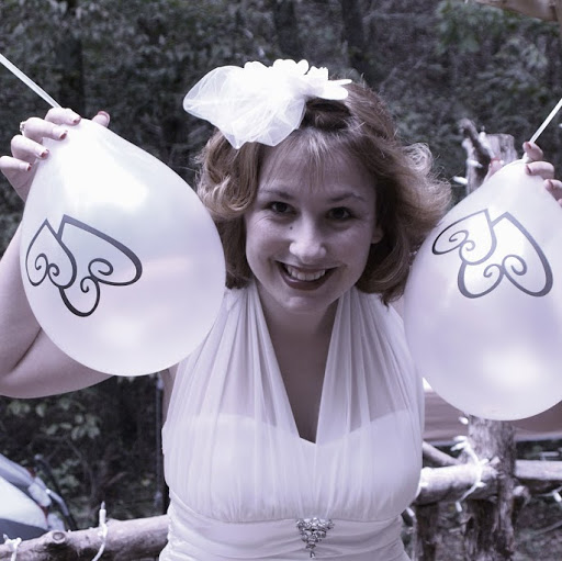 Nicole Golden Photo 31