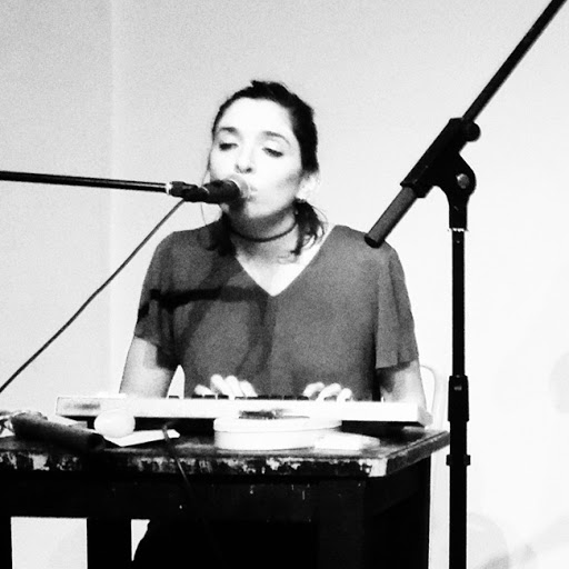 Ana Ibanez Photo 8