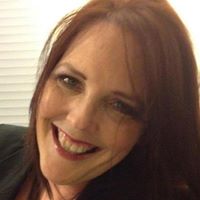 Elizabeth Pyles Photo 20