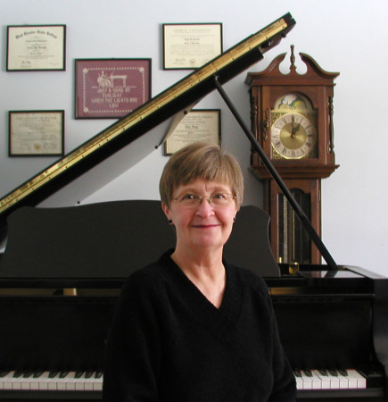Linda Cook Photo 17