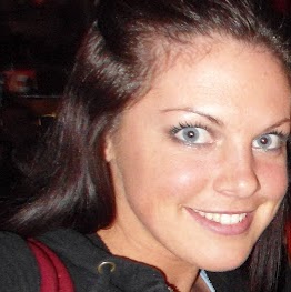 Nicole Connelly Photo 13