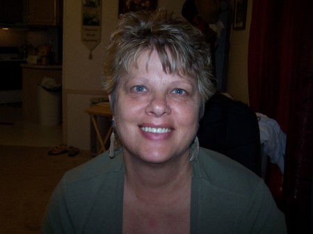 Ellen Powell Photo 9