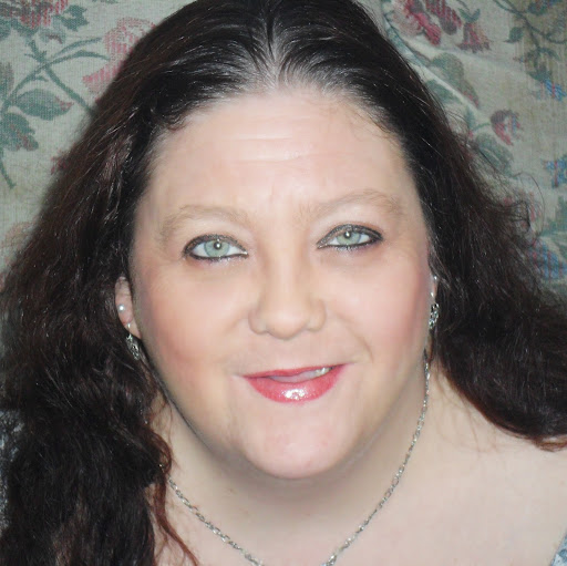 Kelly Robison Photo 9