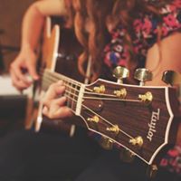 Anna Goebel Photo 17