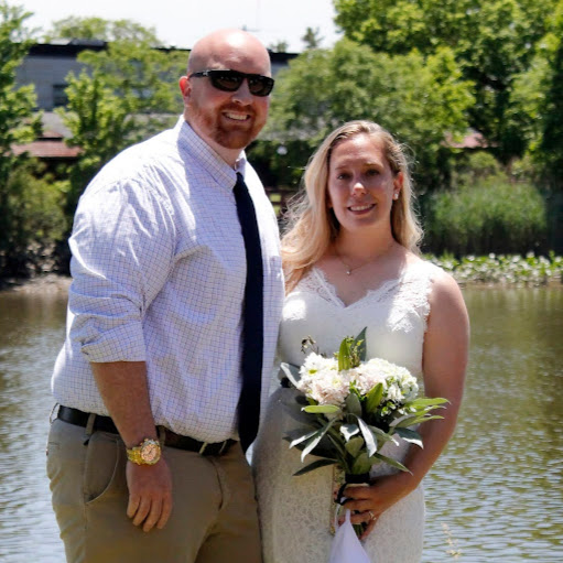 Erica Marshall Photo 15
