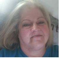 Angela Combs Photo 26