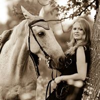 Sarah Mahler Photo 22