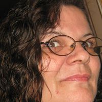 Cindy Adams Photo 27